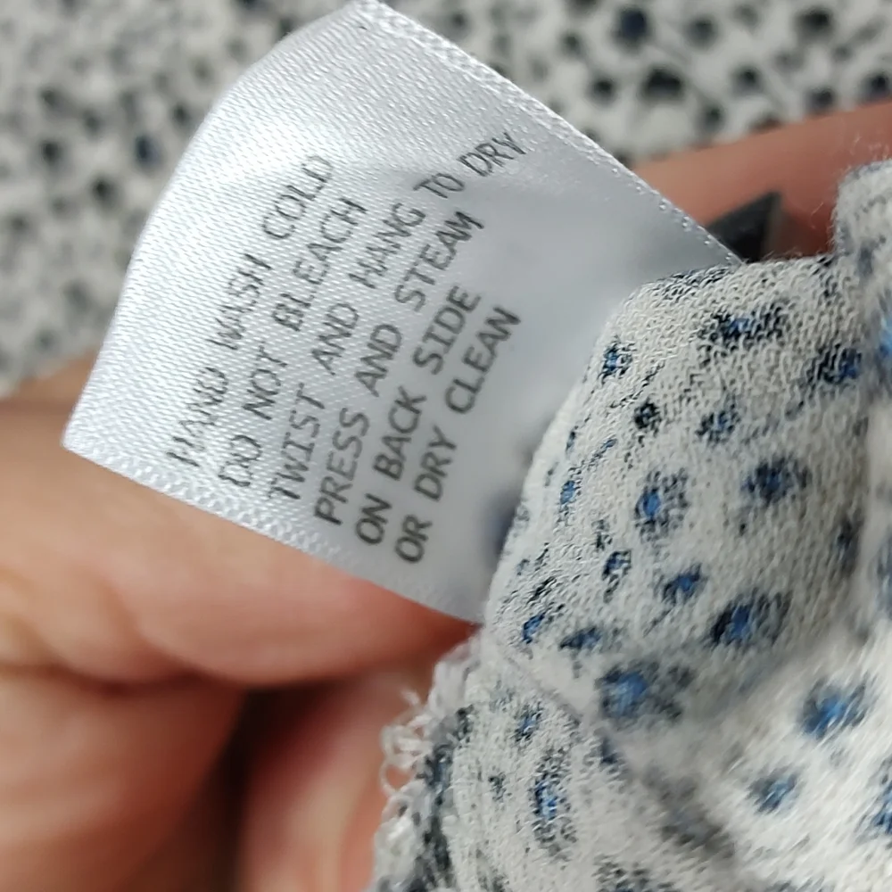 Cynthia Rowley Floral Print V-neck Top - Picture 6 of 10